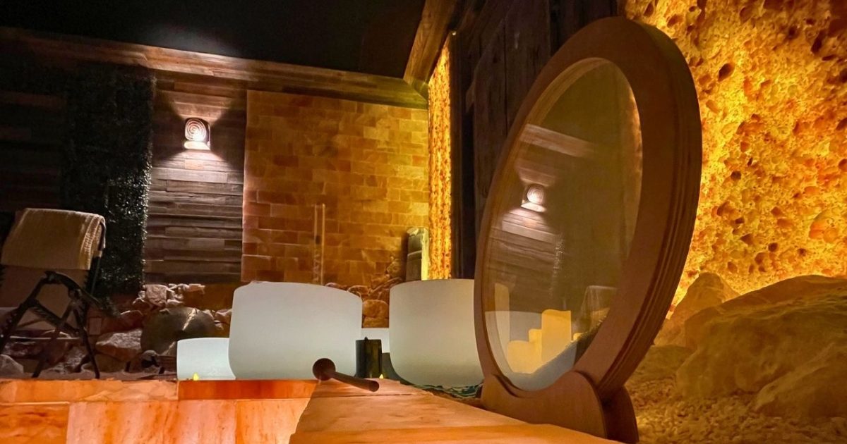 Afterwork Salt Cave Soundbath by Serenity Sounds