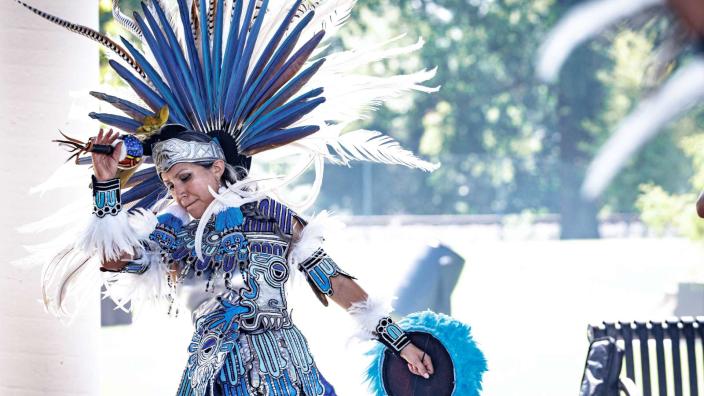 Dimensions Variable: Danza Azteca Macuilxochitl + Nameless Sound