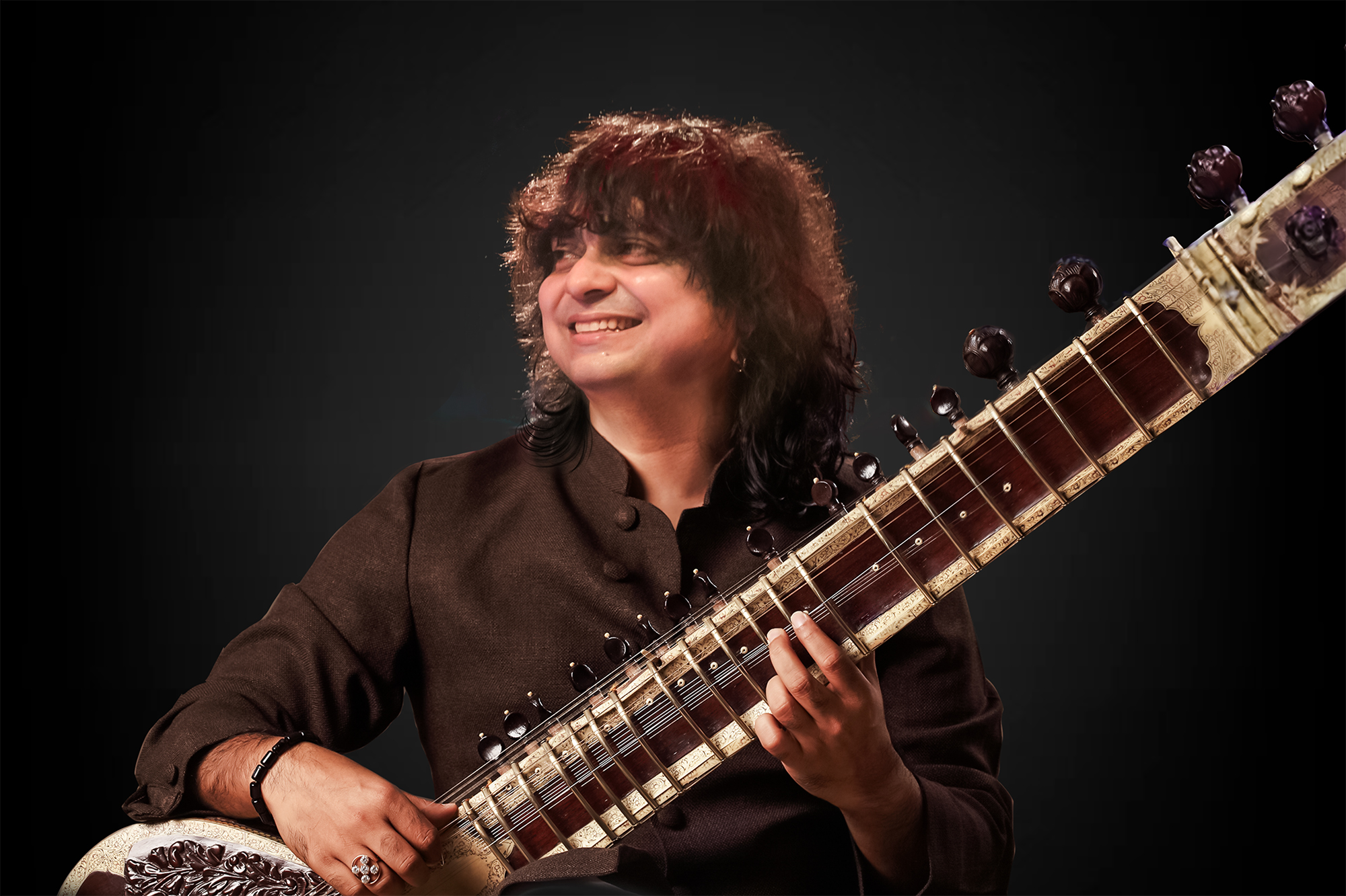 Niladri Kumaar, sitar