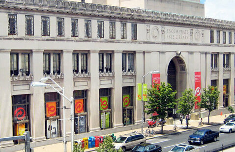 Free Weekly Public Tours of the Library